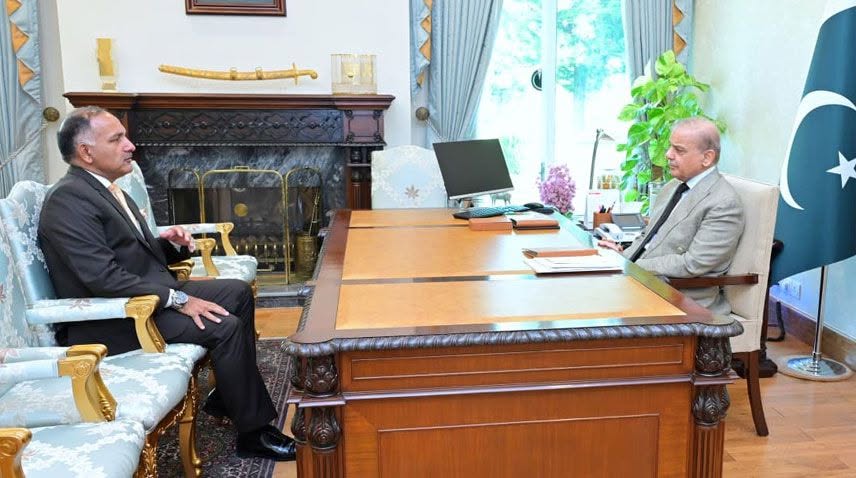 May be an image of the Oval Office and text