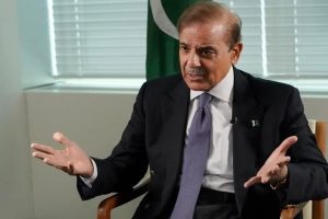 JI considers putting Islamabad protest on hold after PM’s call