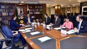 Aurangzeb calls for wider financing access for SMEs, entrepreneurs and housing